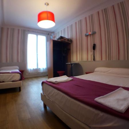 Perfect Hotel & Hostel Париж Екстериор снимка A room at the hotel