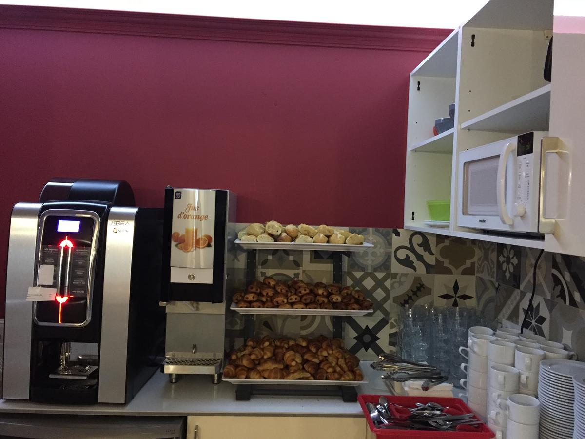 Perfect Hotel & Hostel Париж Екстериор снимка A coffee machine