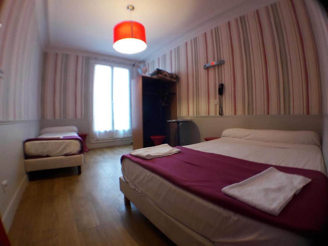 Perfect Hotel & Hostel Париж Екстериор снимка A room at the hotel